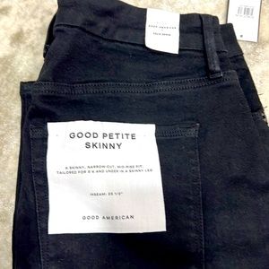Good American Always Fits jeans